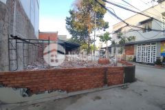 Bán góc 2 mặt tiền đường gần chợ cái răng giá 2.4 tỷ