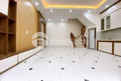 Bán nhà hoàng mai 33m2 5 tầng 3 phòng phủ mặt ngõ ô tô đỗ cửa kinh doanh đỉnh