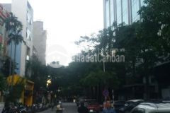 Nhà mặt phố, gần hồ, 2 thoáng phố nguyễn phúc lai, đống đa, 0911554873.