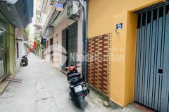 Tìm nhà cả năm mua một giờ 45m23t bạch mai chỉ 2.3 tỷ