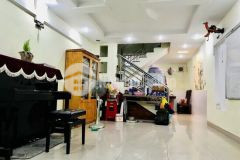 Bán nhà huỳnh tấn phát tân thuận đông quận 7 dt 90mv chỉ 10.5 tỷ.