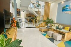 Bán nhà 80m2 mặt tiền 4.5m, mặt ngõ nguyễn sơn, oto vào nhà, long biên, 7 tỷ