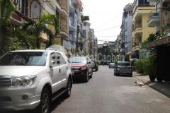 Bán nhà 3 tầng hẻm xe hơi tránh nhau lạc long quân, p11, q tân bình ngang 5,3x19.