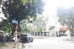 Bán nhà siêu vị trí siêu đẹp phố bùi huy bích