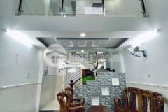 Bình tân cách 20m ra đường lớn, 72m2 2 tầng sân thượng, hẻm xe tải đua