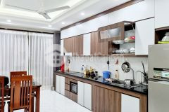 Bán nhà mặt tiền, phố nghĩa tân, cầu giấy, d.tiền 250 trnăm, dt 60m2, giá 23.5 tỷ.