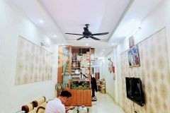 Bán nhà lê văn lương, vị trí đắc địa, 28m2, 3.45 tỷ