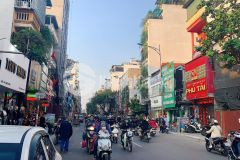 Nhà mặt phố bạch mai, dt 111m2, kinh doanh sầm uất, vỉa hè, giá hơn 250trm2.lh 0906255567