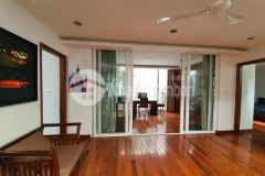 Bán nhà mặt phố bạch mai, dt 17m, 4 tầng, mt 3m,giá 4.15 tỷ.