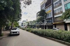 Phân lô vip nguyễn văn huyên gara ô tô kd 2 thoáng 56m25tmt4.7m giá nhỉnh 8 tỷ.