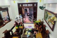 Bán nhà đẹp ở ngay kd ở phố ngô gia khảm dt 75m2 4 tầng mt 4m giá 6.3 tỷ