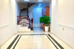 33m2 giá 2 tỷ, cần bán gấp tại ngô gia tự long biên hà nội.