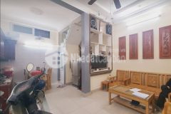 Cực hot bán đất tặng nhà 3 tầng khương trung, thanh xuân 30m2, mt 5,5m giá chỉ 2,8 tỷ.