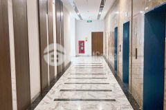 Bán toà nhà tổ hợp dịch vụ văn phòng căn hộ du lịch nguy nga giữa phố nguyễn hoàng.