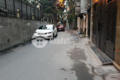 Nhà phân lô kim ngưu 50m2mt 4.5m ngõ thông oto qua 5.8 tỷ.