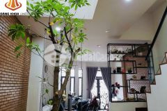 Nhà độc lạ với lối thiết kế xanh trong nhà tại đường số 8 trường thọ 2 lầu 50m2 hẻm oto giá 5,8 tỷ