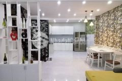 Kẹt covid bán gấp nhà đẹp quận 7 5x10m 3.7 tỷ.