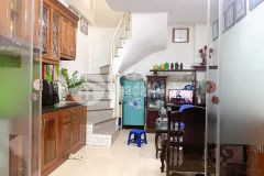 Nhà đẹp ở ngay trung tâm đống đa gần phố nhỉnh 2 tỷ