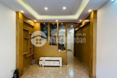 Bán nhà 15543 cầu giấy, ô tô 10m, nhà đẹp, lô góc, ngõ thông, dt 45m5 tầng6.1 tỷ