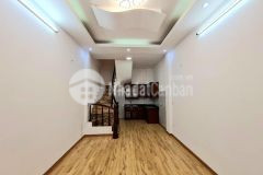 Bán nhà ngõ 176 trương định 50m2 5 tầng giá 3 tỷ tư nở hậu