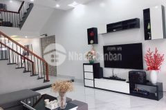 Nhà đẹp chính chủ ở ngay 6 lầu có thang máy trung tâm quận 3