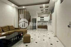 Sở hữu ngay nhà phân lô, 4 thoáng, 40m2, mặt tiền 5m, giá chỉ 5 tỷ. gần ô tô, kinh doanh phố vọng. 0977440990