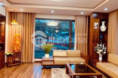 Cần bán nhà mặt đường lạc long quân, tây hồ 50m2, 4 tầng,ô tô tránh, 6.8 tỷ.