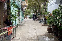 Cần bán nhà giảm sâu 1 tỷ kinh doanh tuyệt vời ô tô tránh nhau lê lợi hà đông.