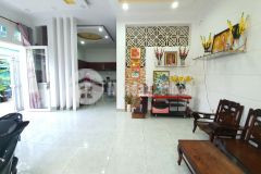 Bán nhà đường 8m, lê đình cẩn, tân tạo, bt, 2 tầng, 6,7 x 10m, 4,3 tỷ