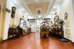 Chính chủ cần bán nhà bằng liệt dt 60m2 x 5 tầng, mt 4m, giá 4,5 tỷ