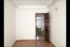 Bán nhà trường chinh, ô tô đỗ cửa, diện tích 38m2, nhà 4 tầng, mặt tiền 3m, giá 5.3 tỷ.