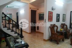 Nhà bán hẻm xe hơi lạc long quân, quận 11, 67.5m2, giá rẻ