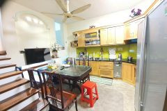 Bán gấp nhà cực đẹp nguyễn chính tân mai ô tô tránh đỗ vào nhà 55m2 mt5m vỉa hè đá bóng