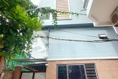 Toà nhà lo góc 2 mặt thoáng. nà dịch vụ 7 tầng thang máy 31 phong khép kín dthu khủng trên triệu 1t
