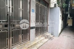 Bán nhà gấp nhà mới vị trí thuận lợi giao thông thuận tiện