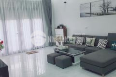 Cần tiền bán gấp nhà đẹp ở ngay trần khắc chân 4.3x17, pn