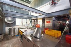 Nhà hàng mặt ngõ, kinh doanh khủng phố phương mai, đống đa. 0911554873.