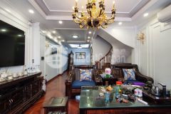 Nhà siêu hiếm cầu giấy gara ở sướng kd đỉnh 51m2x8t, 15 tỷ