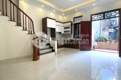 Nhà đẹp phố đại la, gần phố, nội thất xịn, giá 4.8 tỷ.