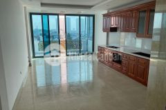 Ô tô vào nhà ở sướng dân trí cao có chỗ để ô tô riêng long biên