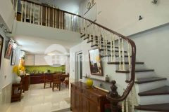 Bán nhà ngõ 44 trần thái tông, nhà rộng, ở sướng, 39m2, 3.22 tỷ