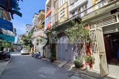 Nhỉnh 5 tỷ,64m2, 5 tầng, ngõ ô tô, phùng hưng, hà đông