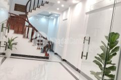 Bán nhà tô vĩnh diện, nhà đẹp, mặt ngõ, gần phố, 42m, 5 tầng, 3.93 tỷ, 0973417889