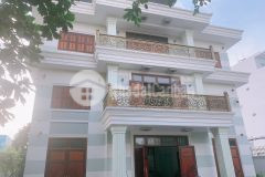 Bán gấp nhà biệt thự trung tâm tp.thủ đức