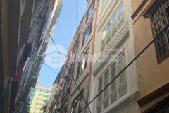 Hoàng quốc việt phân lô, ô tô, kinh doanh 45m 7,5 tỷ.