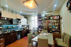 Bán nhà biệt thự mặt tiền hồ tây cực đẹp, ở cực sướng, kinh doanh cực đã, nhỉnh 60ty.