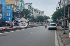63m2. nhà 3 tầng mặt đường lạc long quân, cầu giấy, hà nội 16.5 tỷ
