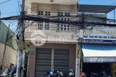 Bán nhà lô góc 3 tầng mặt tiền kinh doanh đường lê hồng phong, nha trang. giá 4,3 tỷ