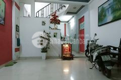 Mặt tiền gần aeon tân phú ngang 4.7m 3 tầng đúc xe hơi ngủ trong nhà.0912581321