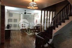 Cực hiếm. khu phân lô cán bộ hồng tiến. 70m2, 5 tầng, mt 4,8m. nở hậu. oto tránh. 2 thoáng.